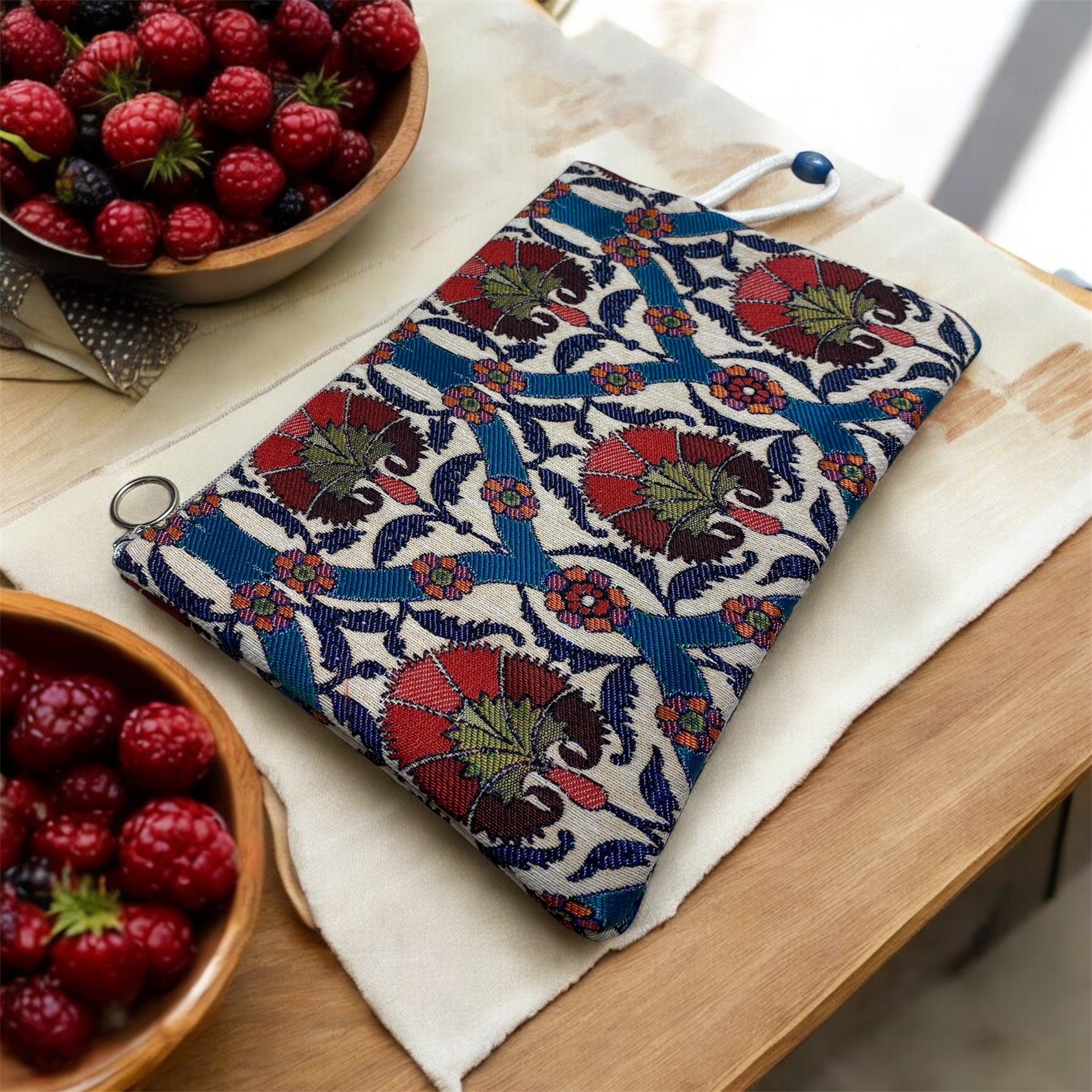 Clutch-Tasche Nelken