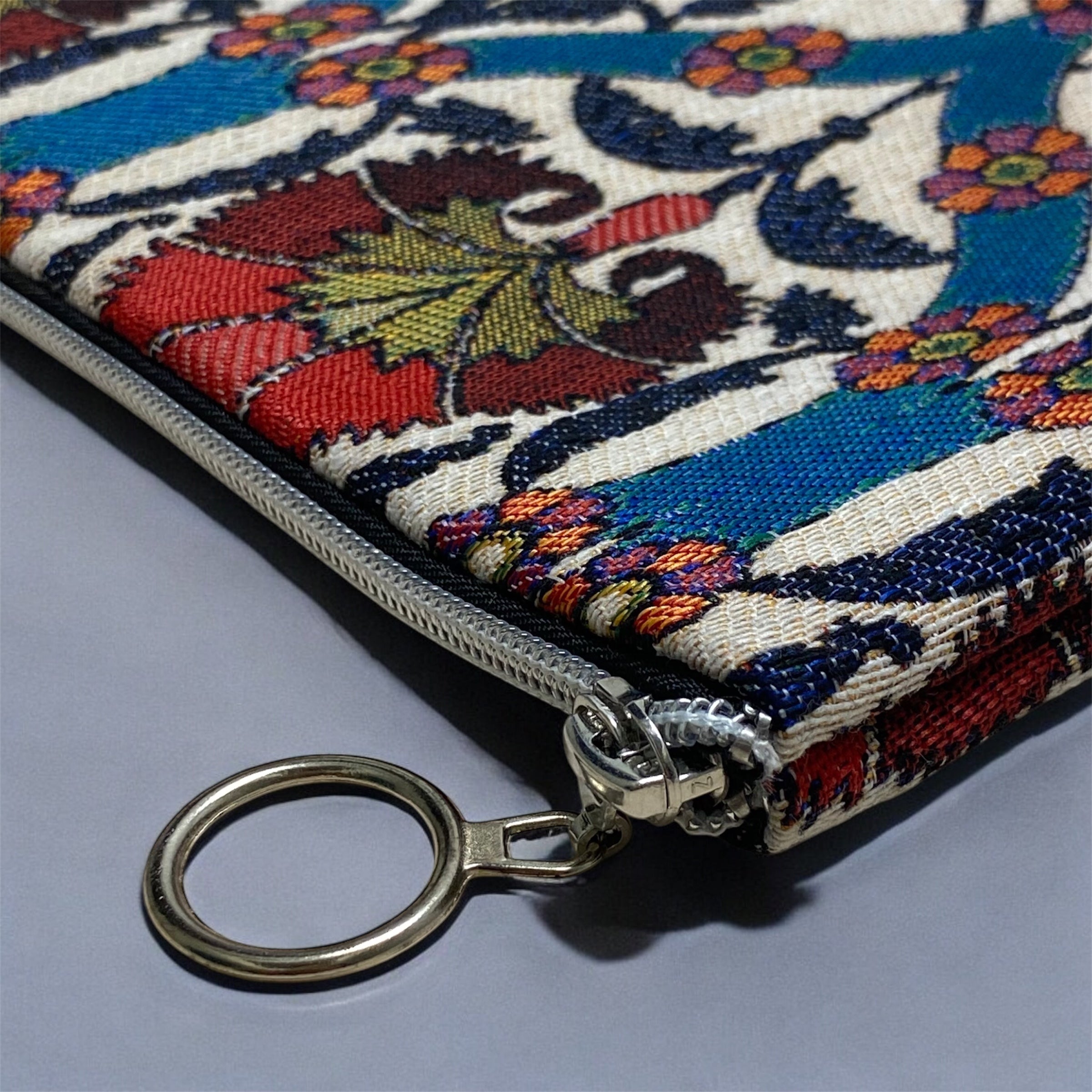 Clutch-Tasche Nelken